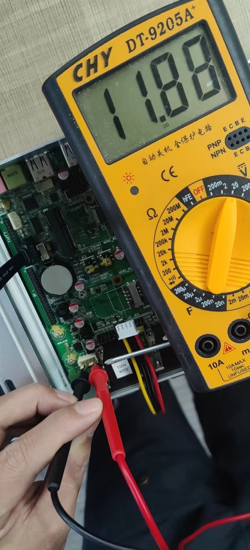 工控机sata硬盘电源线序调整